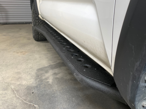 Step Edition Rock Slider For 24-Present Toyota Tacoma/Double Cab Short Bed W/ Kick Out/Yes (Powdercoat)/Powdercoat Cali Raised LED