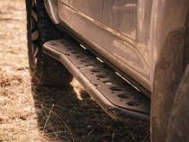 Step Edition Rock Slider For 24-Present Toyota Tacoma/Double Cab Short Bed W/ Kick Out/Yes (Bed Liner)/Powdercoat Cali Raised LED