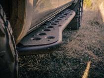 Step Edition Rock Slider For 24-Present Toyota Tacoma/Double Cab Long Bed W/ No Kick Out/Yes (Bed Liner)/Powdercoat Cali Raised LED