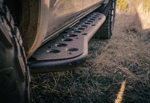 Step Edition Rock Slider For 24-Present Toyota Tacoma/Double Cab Long Bed W/ Kick Out/Yes (Powdercoat)/Powdercoat Cali Raised LED